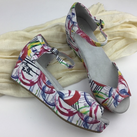 Toms Shoes - Toms Wedge Peep Toe Sandals Fabric Platform Sole